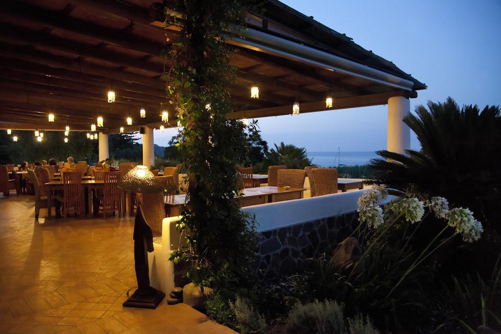Rapanui Resort Santa Marina Salina Esterno foto